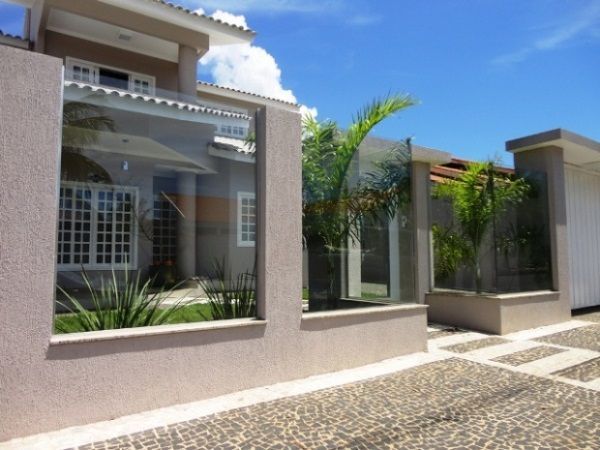 casas com muro de vidro